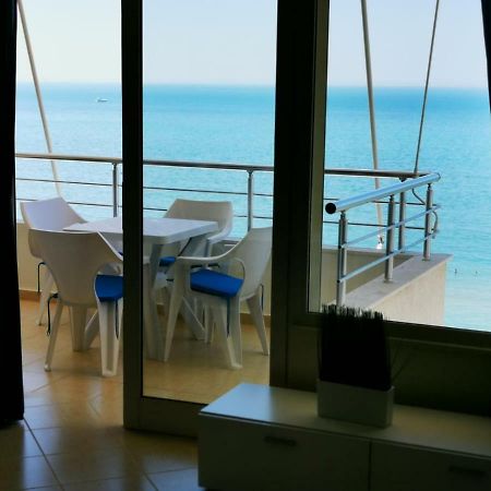 Matin Apartment Sea View Durrës Exteriör bild