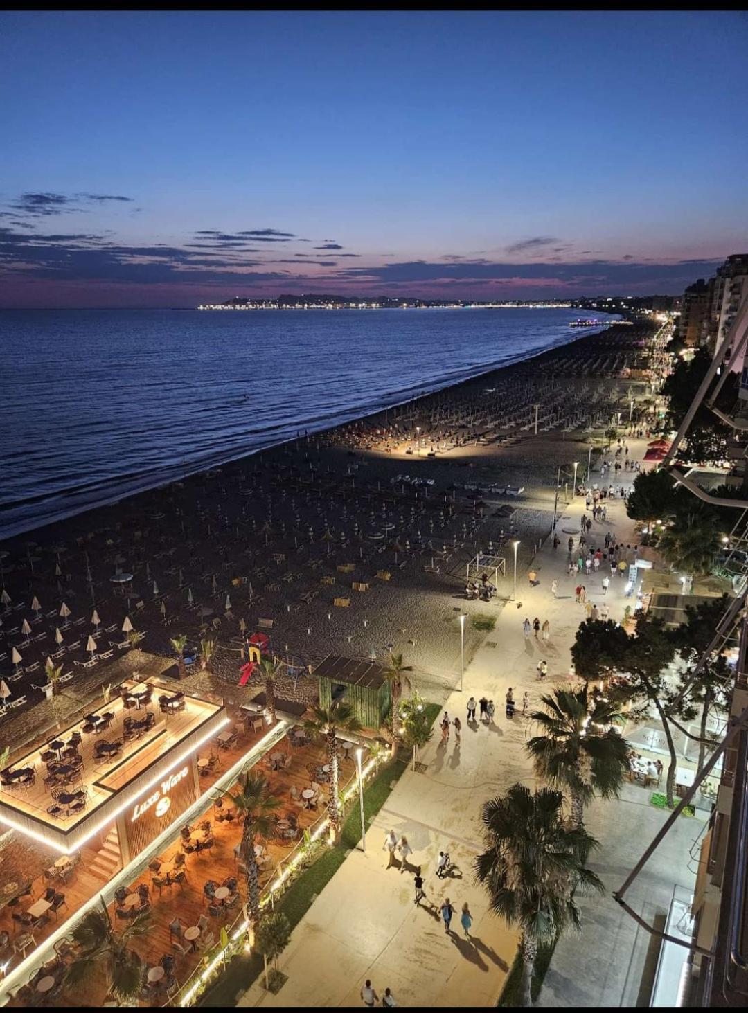 Matin Apartment Sea View Durrës Exteriör bild