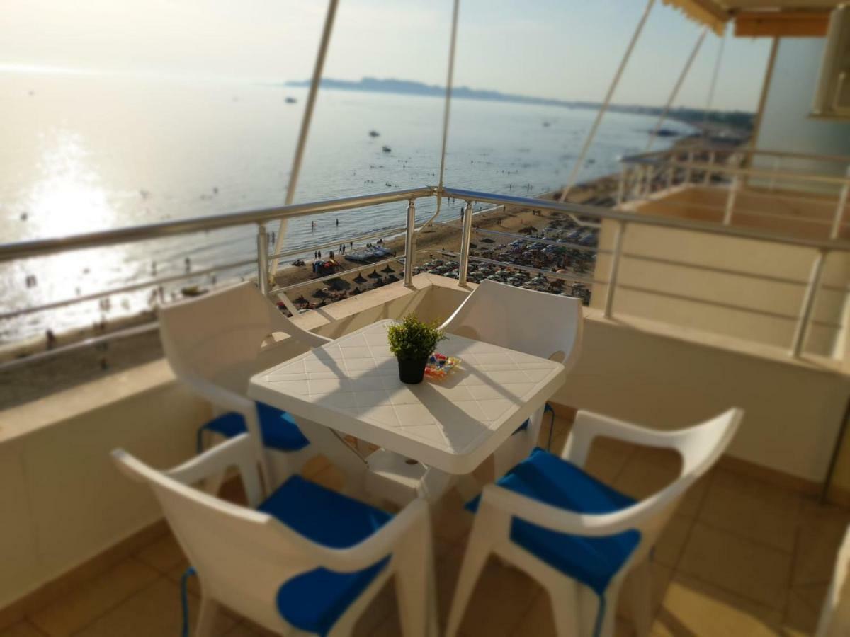 Matin Apartment Sea View Durrës Exteriör bild