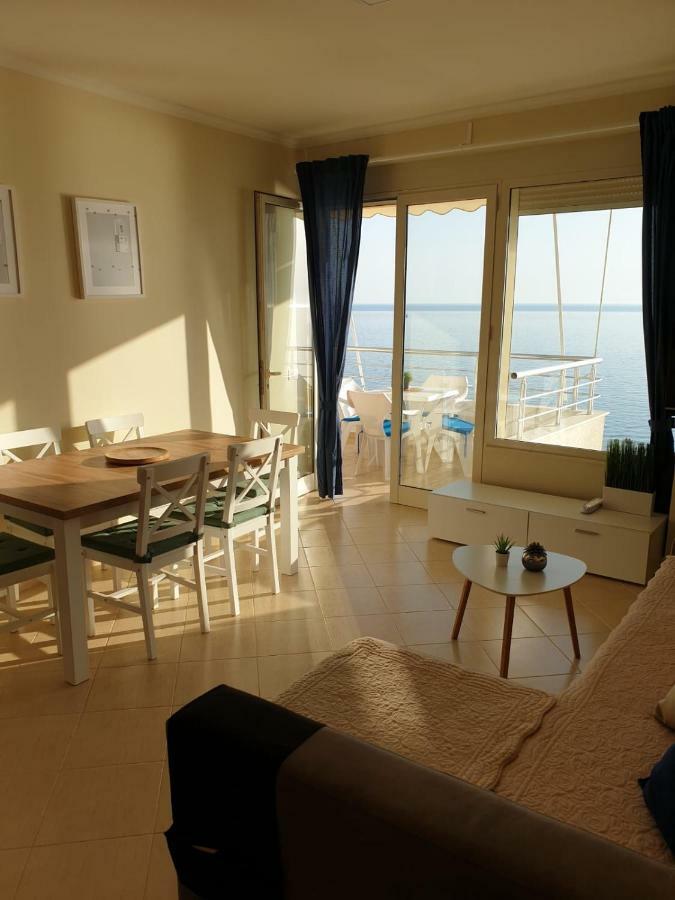 Matin Apartment Sea View Durrës Exteriör bild